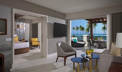 Preferred Club Master Suite Ocean Front