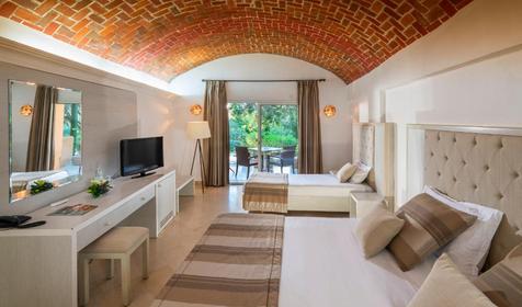Family Room Bungalow