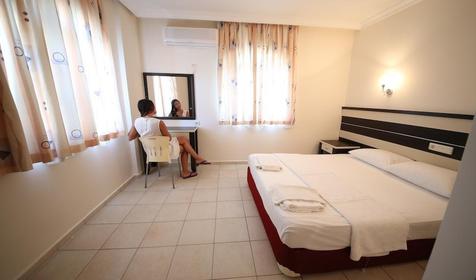 Eramax Hotel