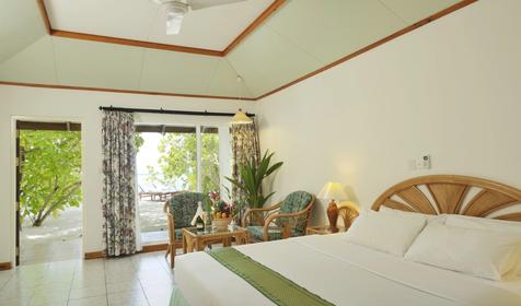 Superior Beach Bungalow
