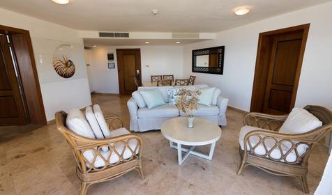 Admiral One Bedroom Suite Ocean View