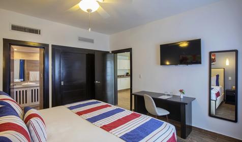 Junior Suite Pool View