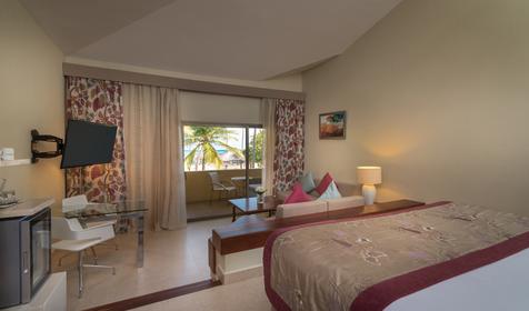 Junior Suite Ocean Front