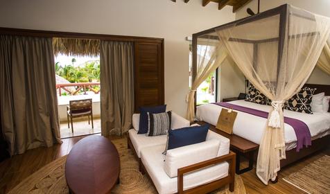 Preferred Club Bungalow Master Suite Pool View