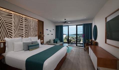 Preferred Club Junior Suite Partial Ocean View