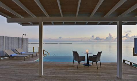 Thundi Water Villa With Pool