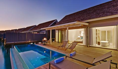 Thundi Water Villa With Pool