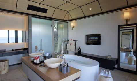Deluxe Water Villa