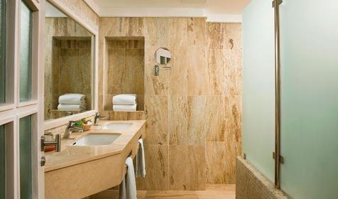 Cayena Deluxe Ocean Suite