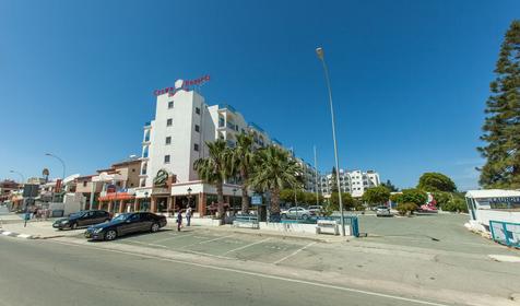 Crown Resort Elamaris