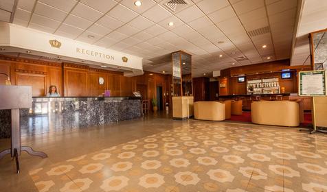 Crown Resort Elamaris