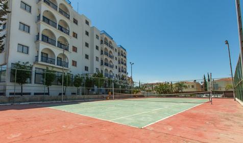 Crown Resort Elamaris