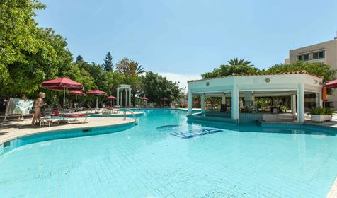Crown Resort Henipa
