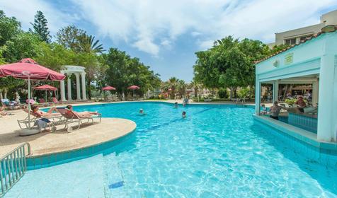Crown Resort Henipa