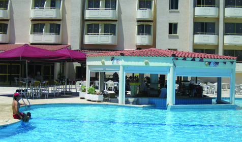 Crown Resort Henipa