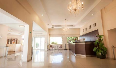 Crown Resort Henipa