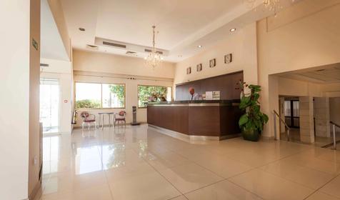 Crown Resort Henipa