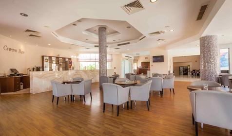 Crown Resort Henipa
