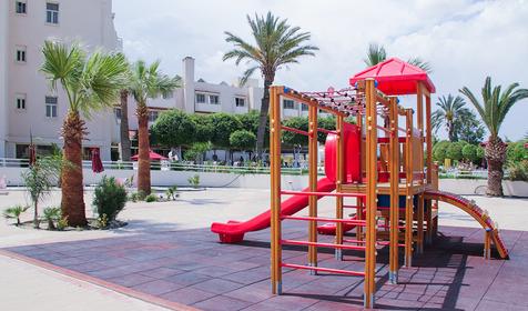 Crown Resort Henipa