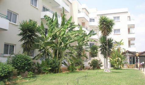 Debbiexenia Hotel Apts