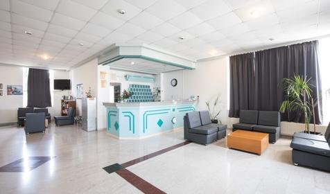 Debbiexenia Hotel Apts