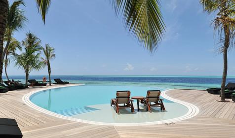 Komandoo Island Resort & Spa