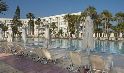 Louis Phaethon Beach
