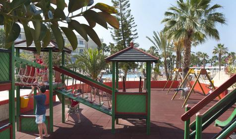 Louis Phaethon Beach