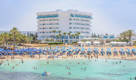 Tasia Maris Sands