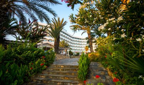 Crystal Springs Beach Hotel