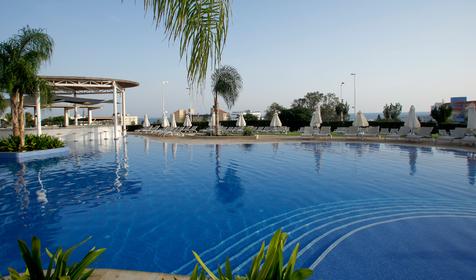 Sunrise Oasis Hotel