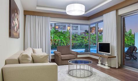 Pool House Suite