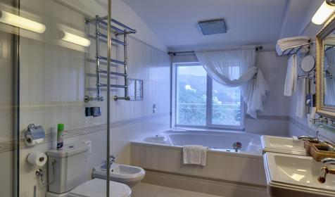 Апартаменты Брюссель. Курортный отель 4* премиум-класса Palmira Palace, Республика Крым, г. Ялта