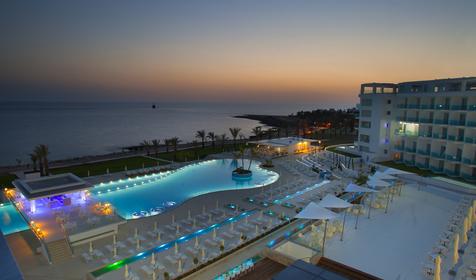 King Evelthon Beach Hotel & Resort