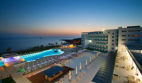 King Evelthon Beach Hotel & Resort