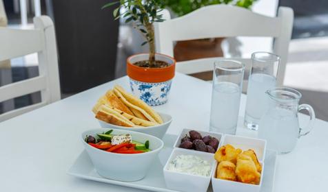 Anemi Hotel and Suites
