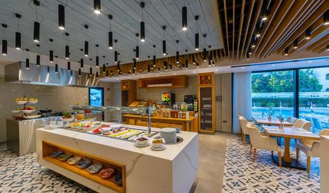 Anemi Hotel and Suites