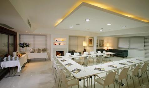 Anemi Hotel and Suites