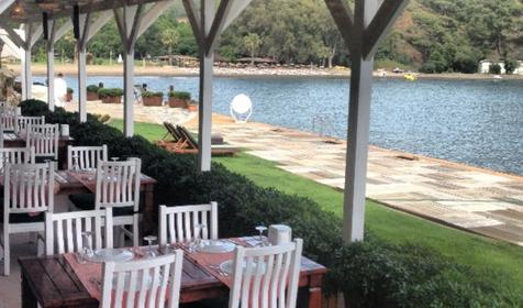The Bay Beach Club