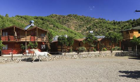 Oranj Ranch Hotel