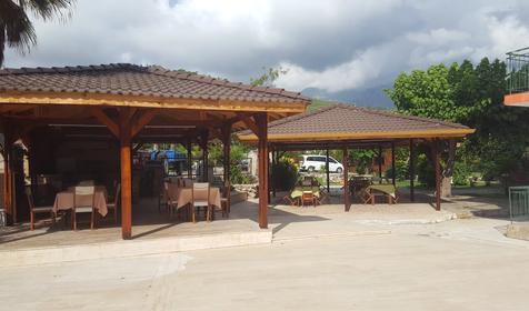 Oranj Ranch Hotel