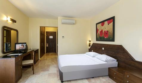Club Room