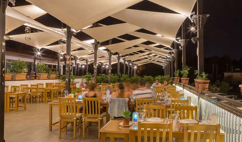Ramada Resort by Wyndam Akbuk