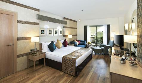 One Bedroom Suite Golf View