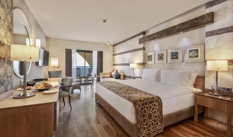 One Bedroom Suite Sea View