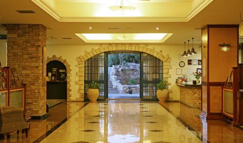 Navarria Hotel