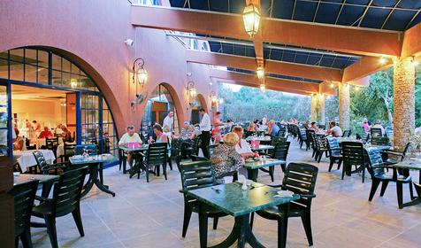 Navarria Hotel