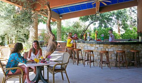 Navarria Hotel