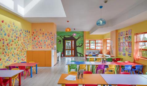 Green Max Hotel