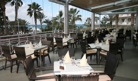 St. George Hotel & Spa Golf Beach Resort